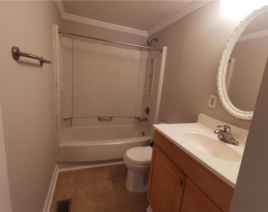 250 Sheringham Drive - Photo Thumbnail 19