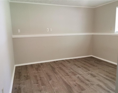 250 Sheringham Drive - Photo Thumbnail 22