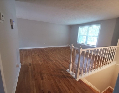 250 Sheringham Drive - Photo Thumbnail 5