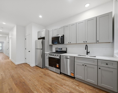 1431 W Howard Street - Photo Thumbnail 15
