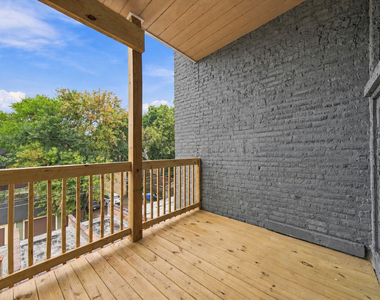 1431 W Howard Street - Photo Thumbnail 18