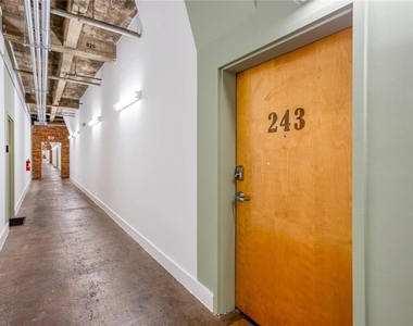 659 Auburn Avenue Ne - Photo Thumbnail 25