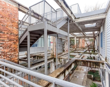 659 Auburn Avenue Ne - Photo Thumbnail 26