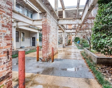 659 Auburn Avenue Ne - Photo Thumbnail 27