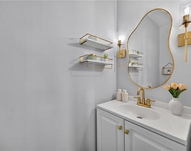 4903 Elm Leaf Drive Sw - Photo Thumbnail 9