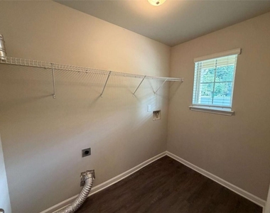 313 Nutwood Trace - Photo Thumbnail 19