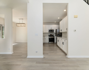 311 Abington Woods Drive - Photo Thumbnail 7