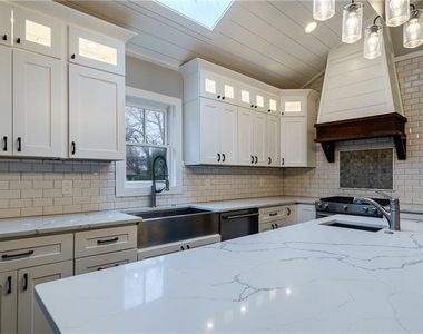 349 Altoona Place - Photo Thumbnail 10