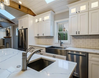 349 Altoona Place - Photo Thumbnail 14