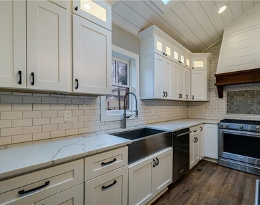 349 Altoona Place - Photo Thumbnail 11