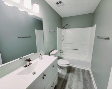 3267 Aspen Circle - Photo Thumbnail 8