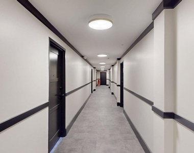 40 Dupage Court - Photo Thumbnail 8
