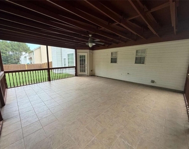 9469 Carnes Crossing Circle - Photo Thumbnail 23