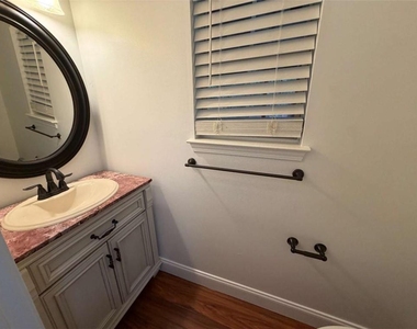 9469 Carnes Crossing Circle - Photo Thumbnail 11