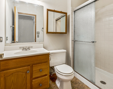 1665 Commodore Court - Photo Thumbnail 23