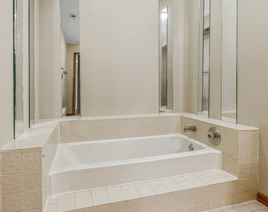 1665 Commodore Court - Photo Thumbnail 20
