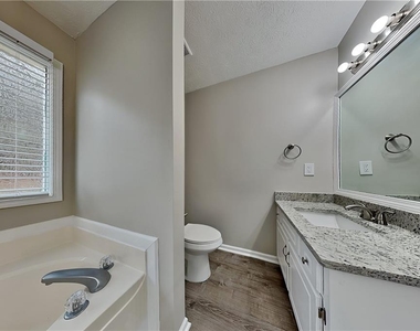 1550 Twin Manor Drive - Photo Thumbnail 13