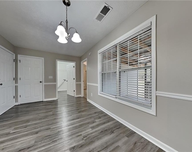 1550 Twin Manor Drive - Photo Thumbnail 7