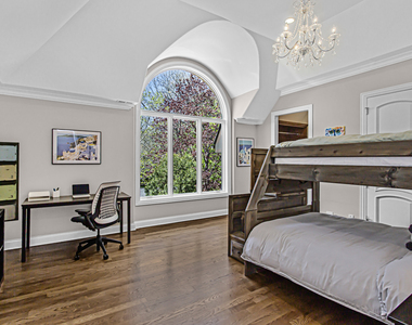 70 Harbor Street - Photo Thumbnail 42