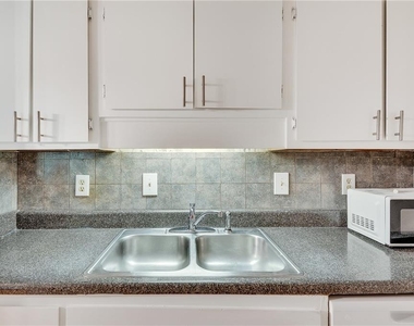 1516 Wingate Way - Photo Thumbnail 7