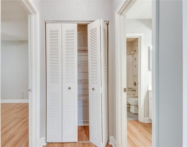 1516 Wingate Way - Photo Thumbnail 10