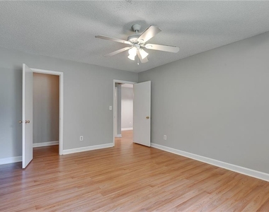 1516 Wingate Way - Photo Thumbnail 12