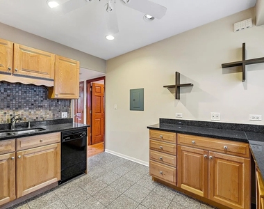 125 Callan Avenue - Photo Thumbnail 5