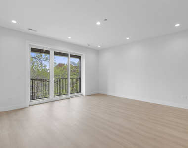904 W Dakin Street - Photo Thumbnail 11