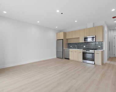 904 W Dakin Street - Photo Thumbnail 10