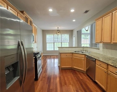 1712 Hillside Bend Crossing - Photo Thumbnail 6