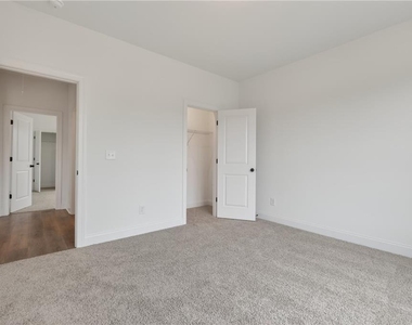 69 Stanley Drive - Photo Thumbnail 17