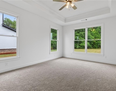 69 Stanley Drive - Photo Thumbnail 10