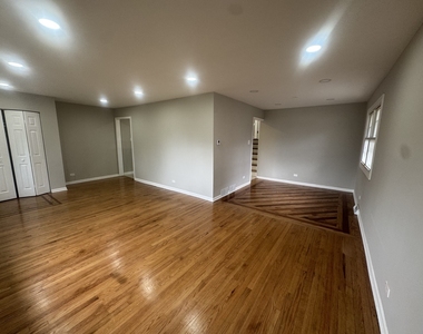14475 Lincoln Avenue - Photo Thumbnail 2