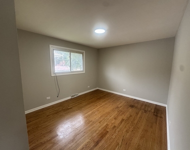 14475 Lincoln Avenue - Photo Thumbnail 8