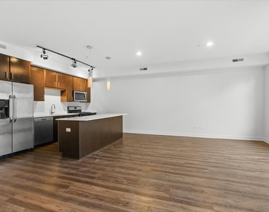 500 N Northwest Highway - Photo Thumbnail 2