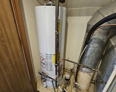 2315 N Meadows Lane - Photo Thumbnail 21