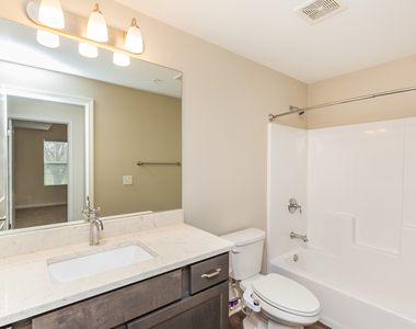 60 W Main Street - Photo Thumbnail 10