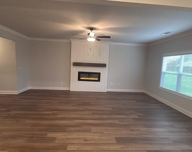 3832 Dover Run Lane - Photo Thumbnail 2
