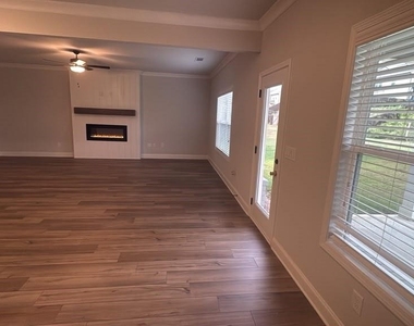 3832 Dover Run Lane - Photo Thumbnail 3