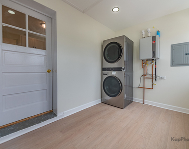 3818 N Kimball Avenue - Photo Thumbnail 24