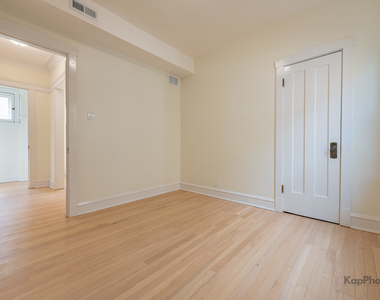 3818 N Kimball Avenue - Photo Thumbnail 16