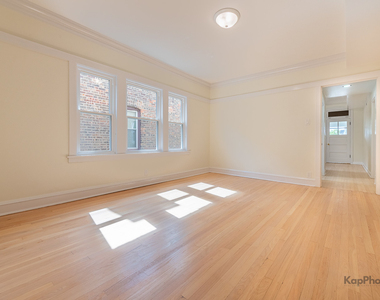 3818 N Kimball Avenue - Photo Thumbnail 6