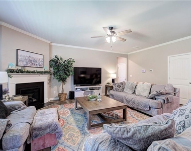 286 Belmont Drive - Photo Thumbnail 12