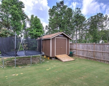 286 Belmont Drive - Photo Thumbnail 3