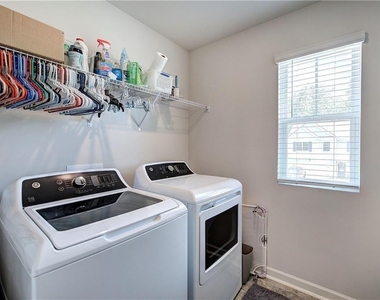 286 Belmont Drive - Photo Thumbnail 40