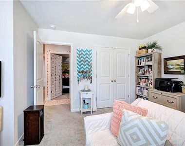286 Belmont Drive - Photo Thumbnail 27