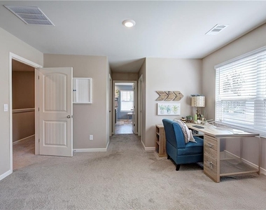 286 Belmont Drive - Photo Thumbnail 35