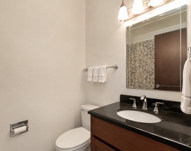 304 Creekside Court - Photo Thumbnail 8