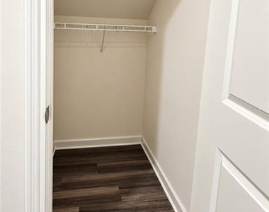 2498 Argento Circle - Photo Thumbnail 25