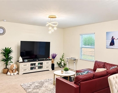 2498 Argento Circle - Photo Thumbnail 8